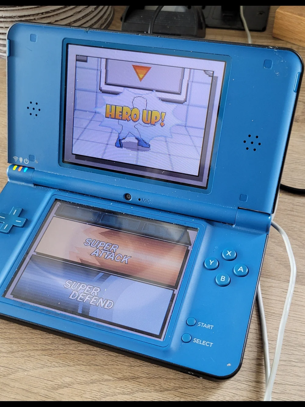 Nintendo DSi XL in Midnight Blue